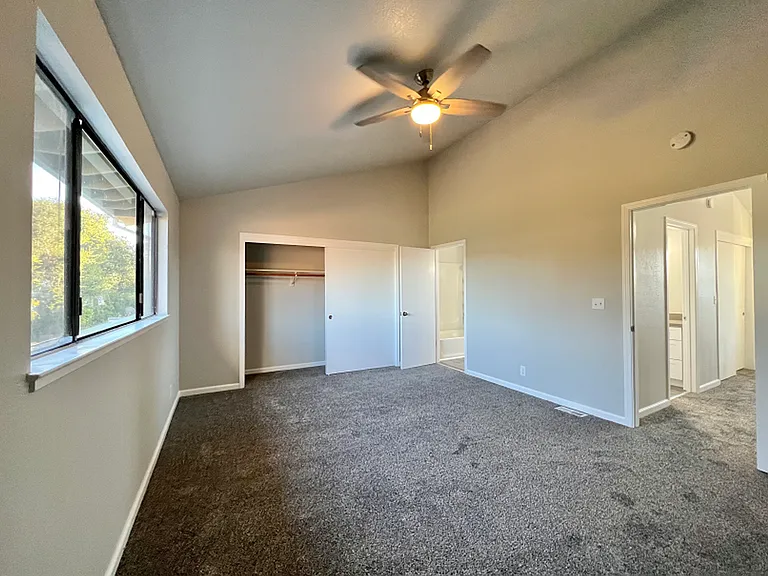 Adobe Creek Apartments — Photo 13