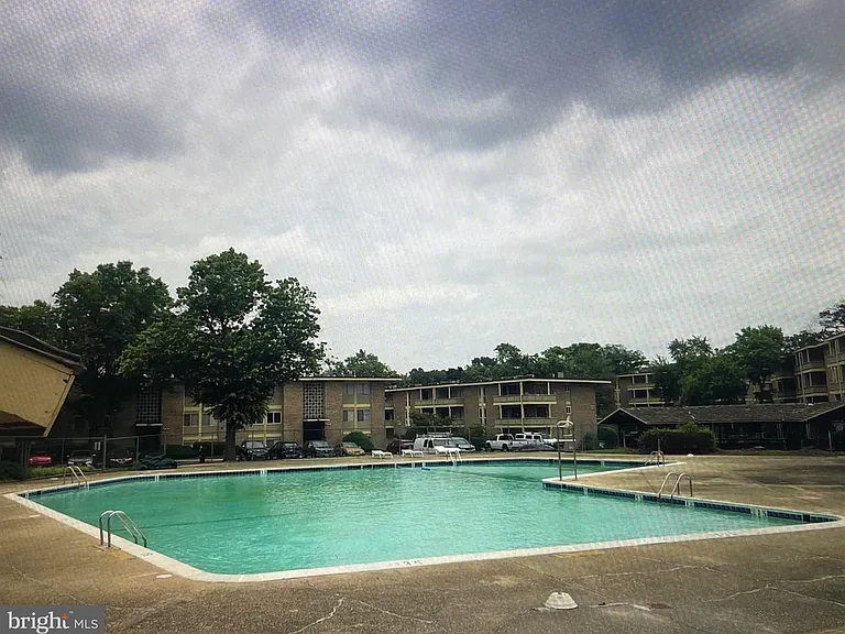 7316 Donnell Pl #B-2 — Photo 15