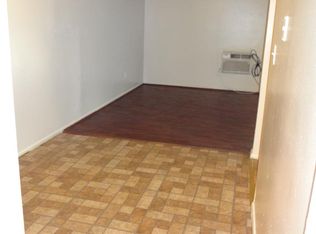 2413 Ousdahl Rd APT 8, Lawrence, KS 66046