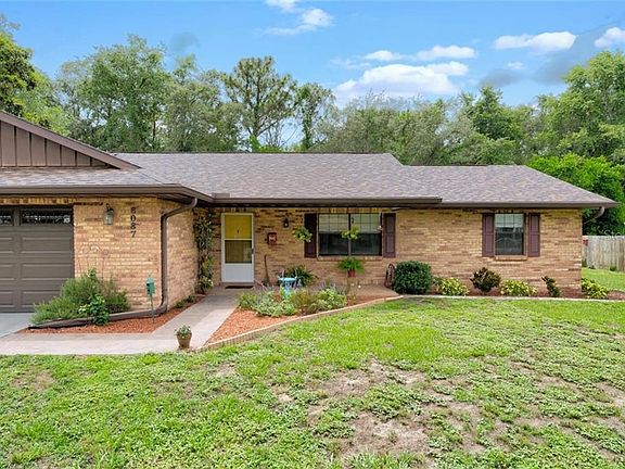 3rd image of 6087 Fairway Dr