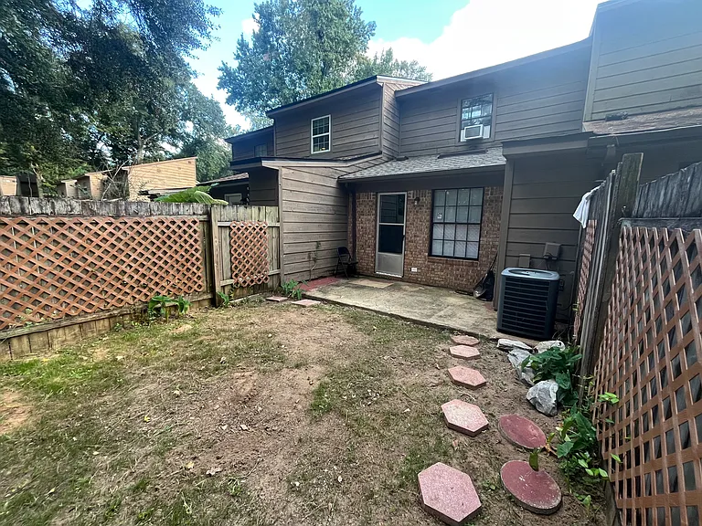1145 Ocala Rd — Photo 11