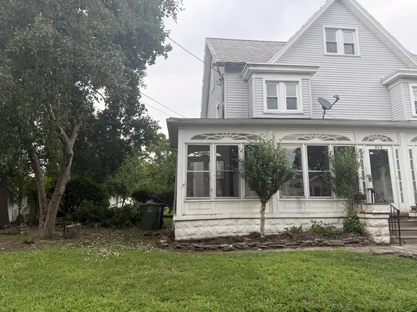 302 Horace Ave, Palmyra, NJ 08065