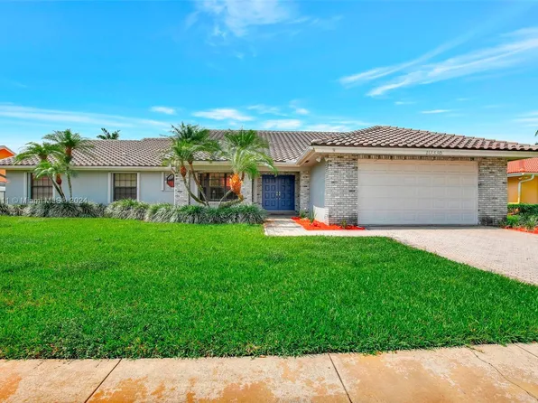 10336 SW 17th Dr, Davie, FL 33324