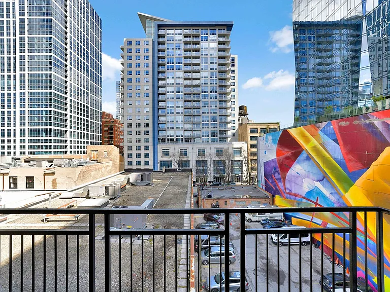 1307 S Wabash Ave #504 — Photo 10