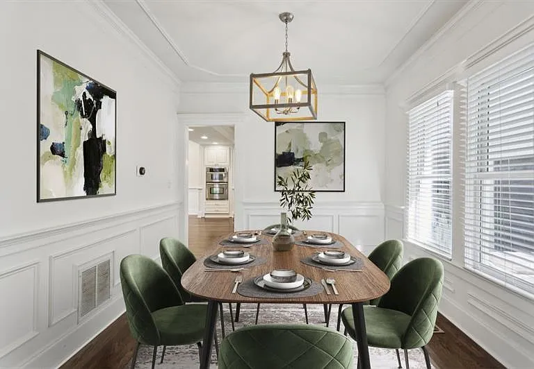 546 Highland Ave NE — Photo 3
