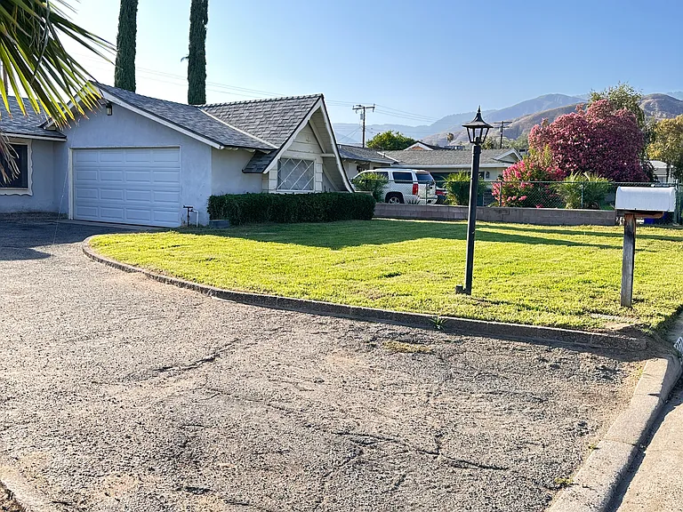 5372 Golondrina Dr — Photo 3