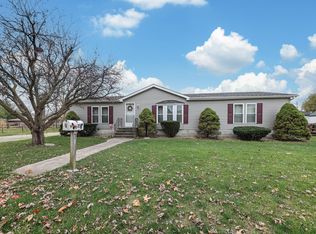 25 Elm St, South Wilmington, IL 60474