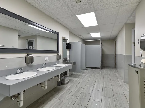 401 Harmon Cove Tower image 42 of 47