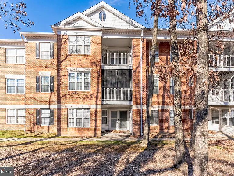 2405 Forest Edge Ct #103 — Photo 22