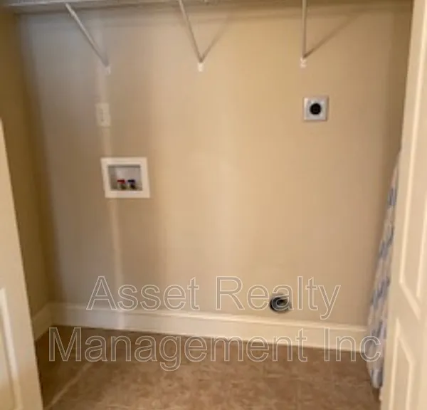 4730 Forest Landing Way — Photo 15