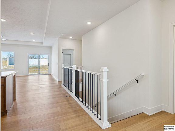 4th image of 21428 Z St
