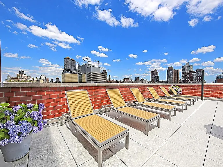 145 E 81st St #11B — Photo 7