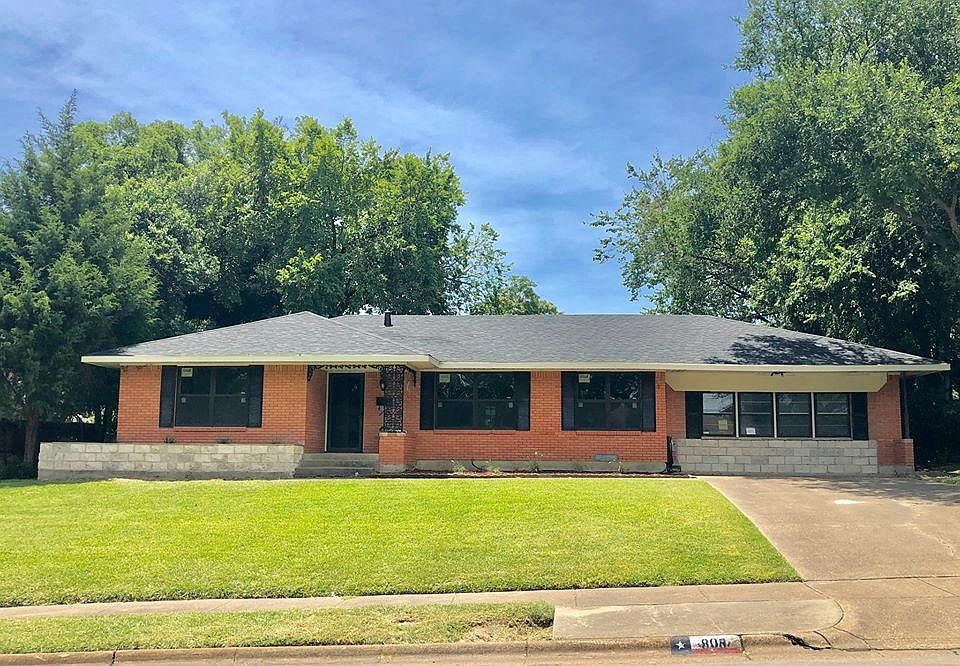1st image of 808 Winifred Dr