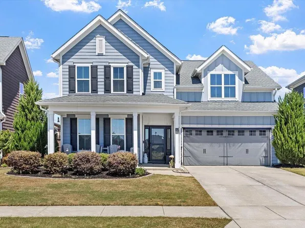 66 Flanders Ln, Clayton, NC 27520