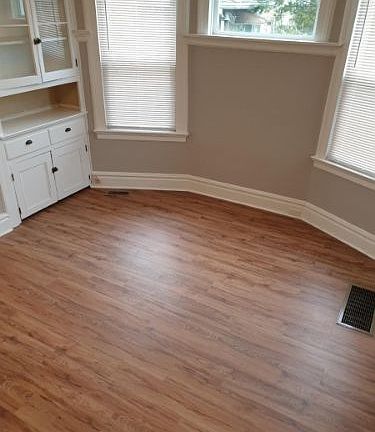 5th image of 54 Linden Ave Floor 1