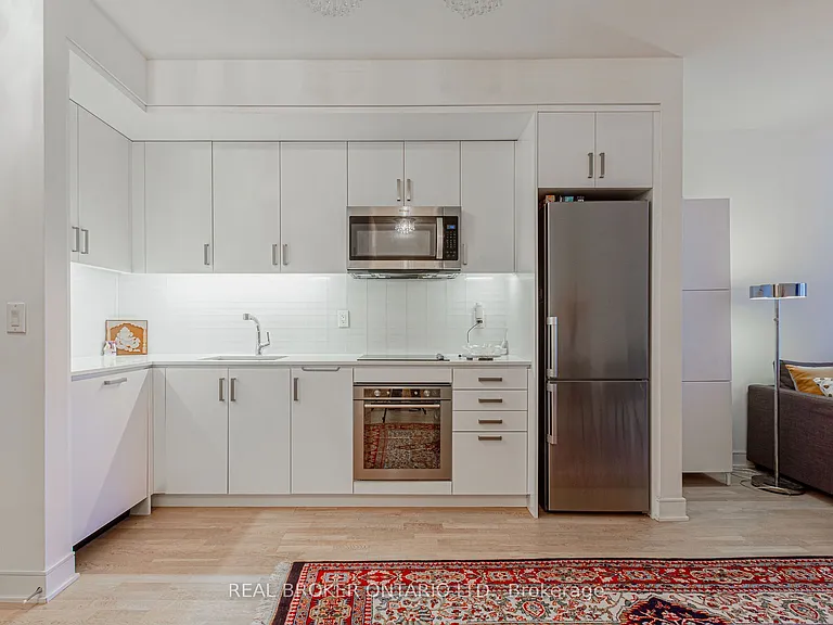 1575 Lakeshore Rd W #161 — Photo 8