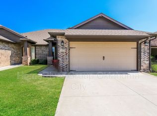 1103 Merlin Dr, Norman, OK 73072