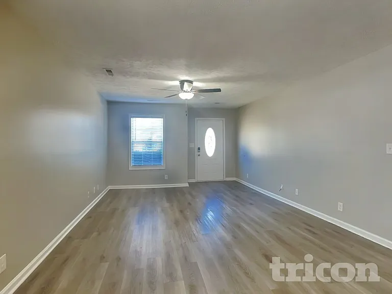 980 Culverson Ct — Photo 2