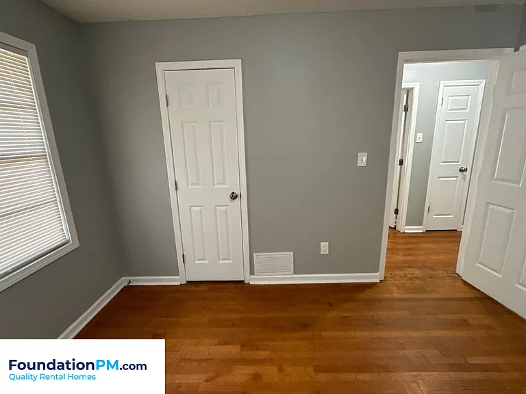 5028 Cheston Ave — Photo 17