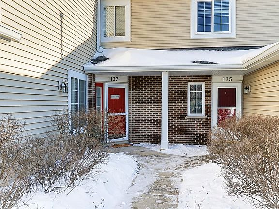 4th image of 137 Brittany Dr