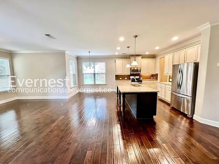 2641 Arnold Palmer Way — Photo 5