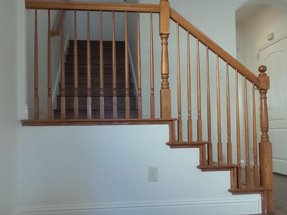 4th image of 17452 Stone Celler Way