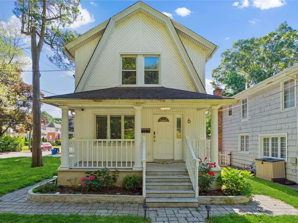 6 Spring Lane, Great Neck, NY 11024