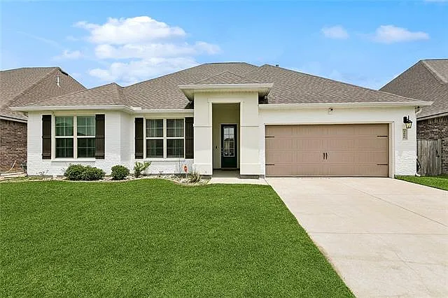 3890 Hummell Crest Rd — Photo 2