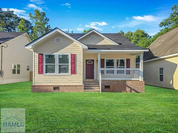 2003 Tuskegee St, Savannah, GA 31405