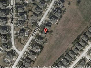 10822 Opal Ridge Dr, Houston, TX 77095