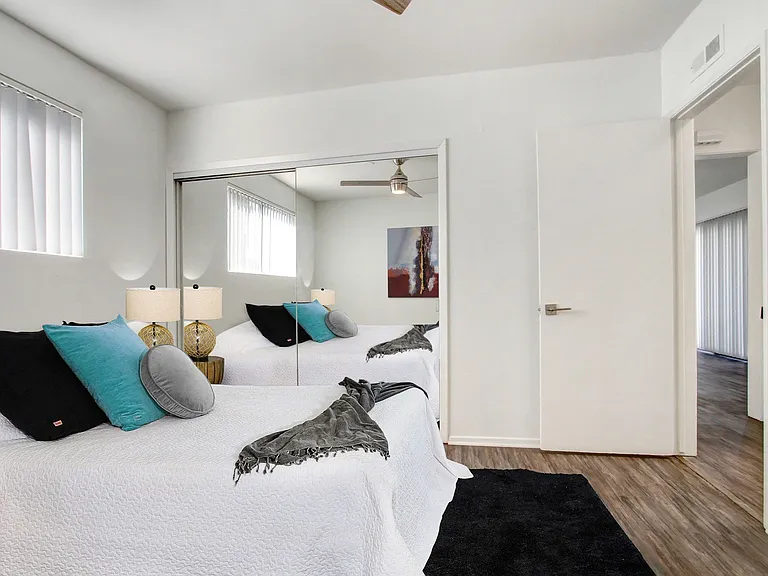 1624 Camden Ave — Photo 15
