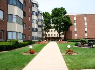 5500 Lincoln Ave #108, Morton Grove, IL