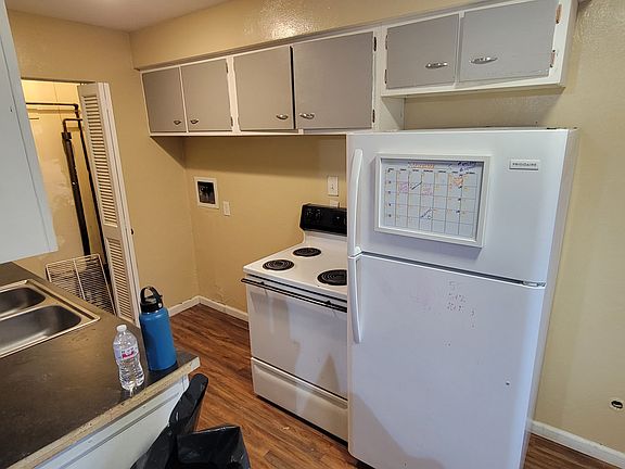 5th image of 2104 Bickmore Ave #2104