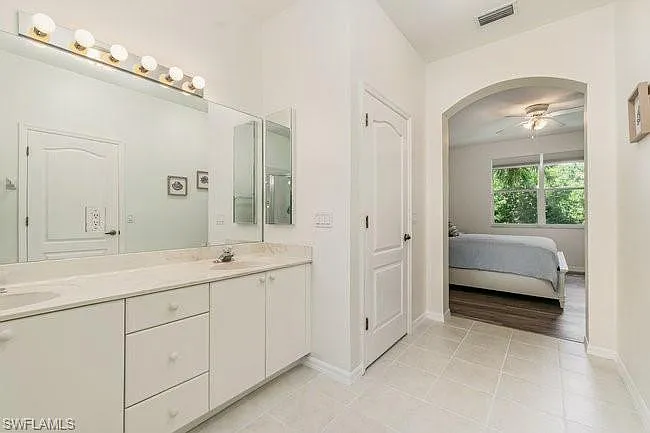 9021 Las Maderas Dr #202 — Photo 15