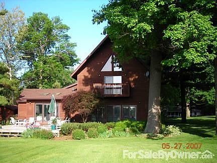 1st image of 1091 Lakeview Dr