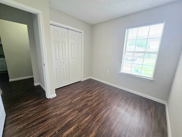 9692 Cobblebrook Dr — Photo 9