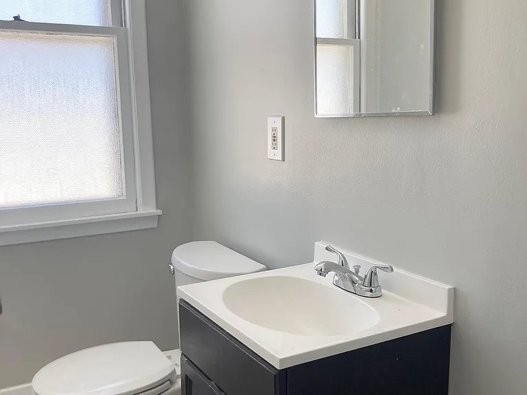 2034 John R Rd #8 — Photo 7