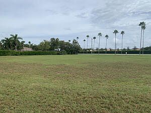 1st image of 2015 Greenbriar Boulevard