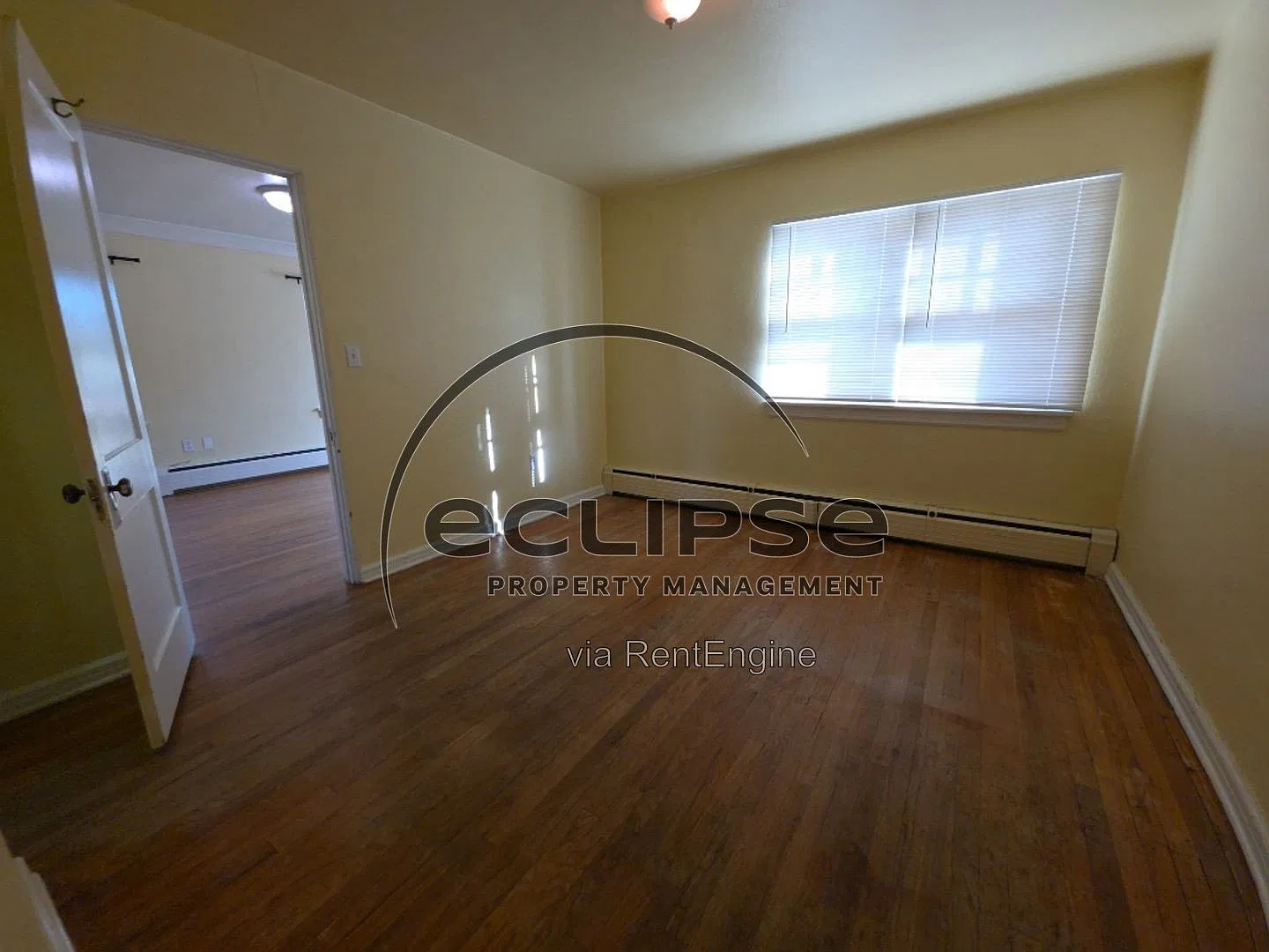 1 bed, 1.0 bath, 672 sqft, $985 — Photo 3