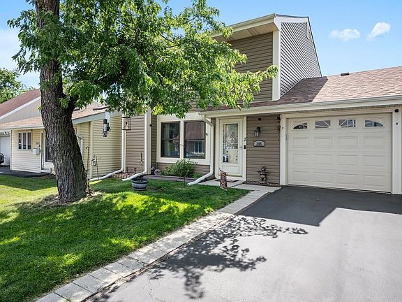 2nd image of 205 Robbin Dr