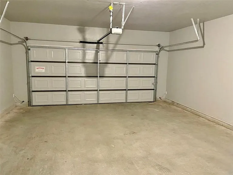 1832 Post Oak Rd — Photo 14