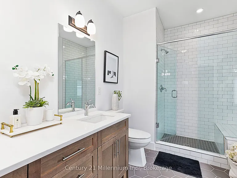 160 Sycamore St — Photo 21