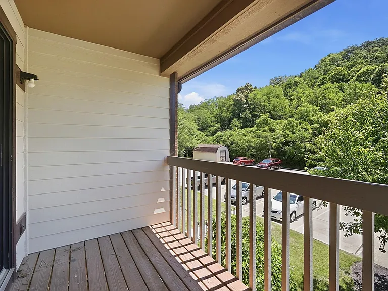 76 View Terrace Dr #9 — Photo 32