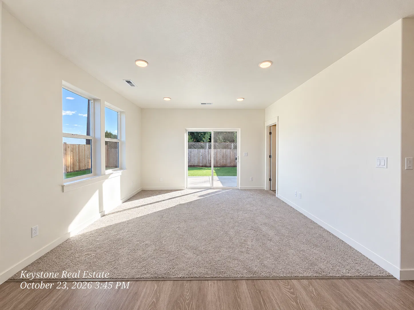 3 bed, 2.5 bath, 1600 sqft, $3,200 — Photo 3