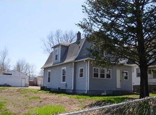 1907 E Grand Ave, Des Moines, IA 50316