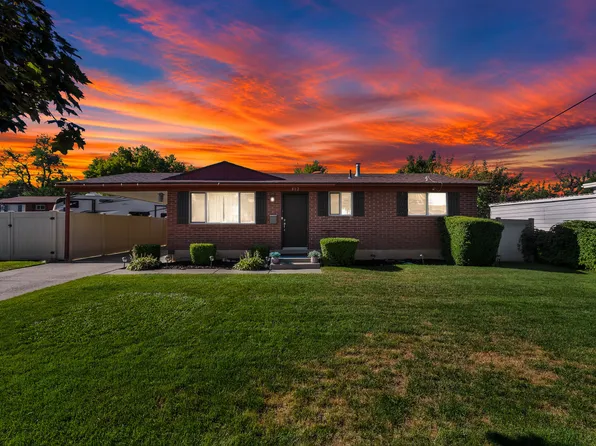 812 E Johnsonway Dr, Sandy, UT 84094