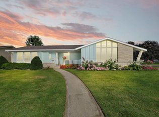 713 Mary St, Beaver Dam, WI 53916