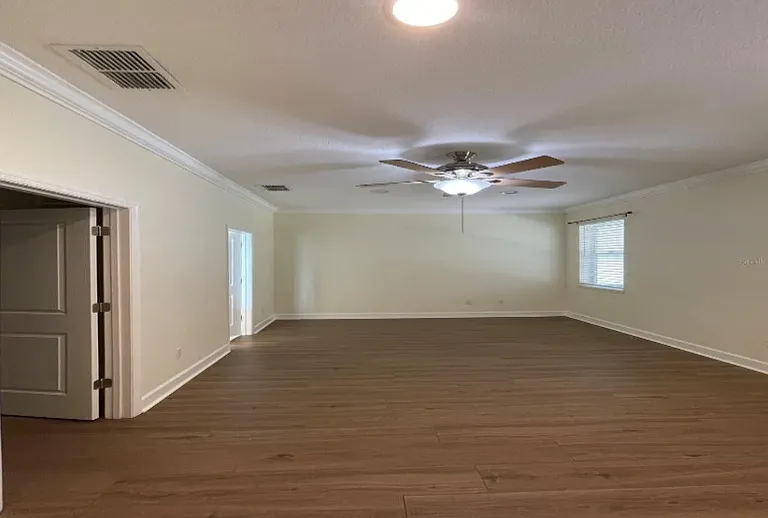 684 Cascading Creek Ln — Photo 9