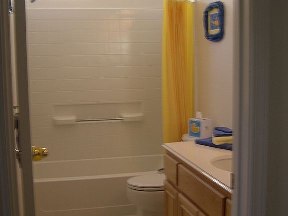 5th image of 320 Honey Ct