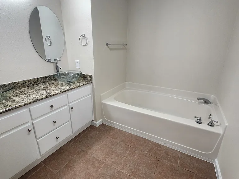 157 Bay View Dr — Photo 6